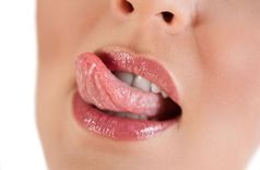 Sperma lecken Abbildung einer Zunge die sich über die Lippe leckt